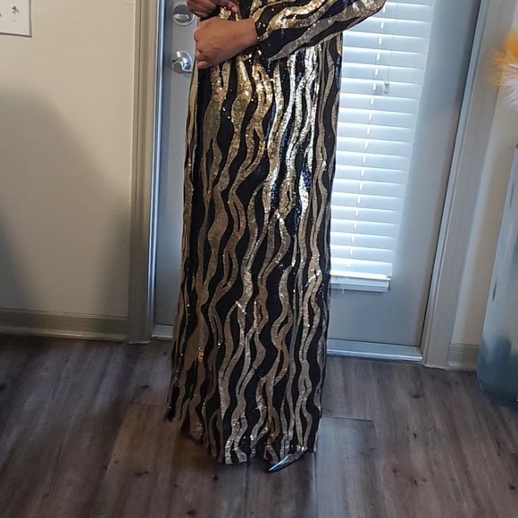 Black & Gold Zebra Sequins Extra Long Jacket - Picture 4 of 4
